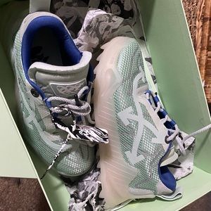 OFF-WHITE ODSY Sneaker Size 40